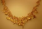 Złota biżuteria – symbolem luksusu i elegancji